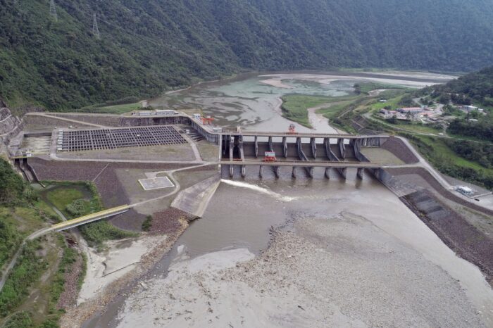 Central hidroeléctrica en Ecuador