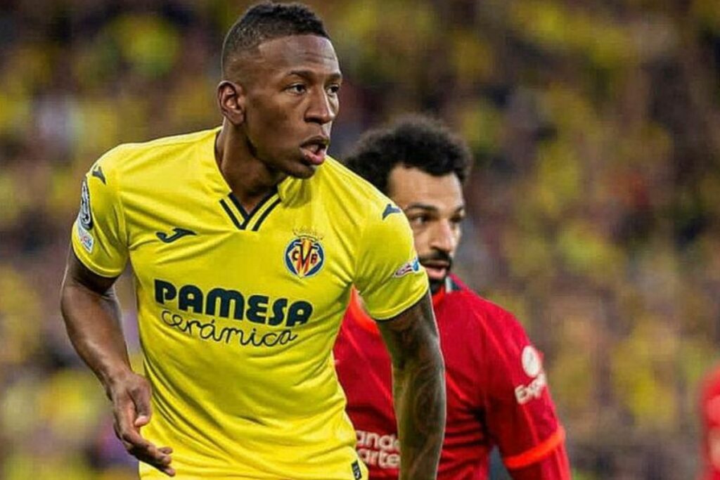 Imagen de Pervis Estupiñán en su etapa como jugador del Villarreal de España