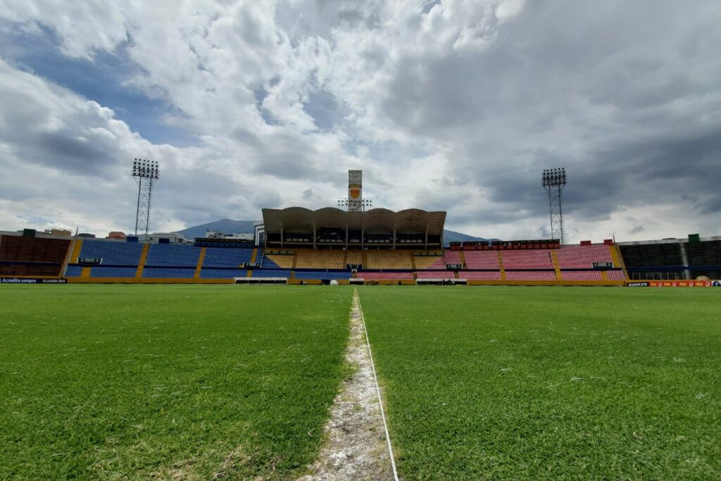 La remodelación del Estadio Olímpico Atahualpa no tiene fecha