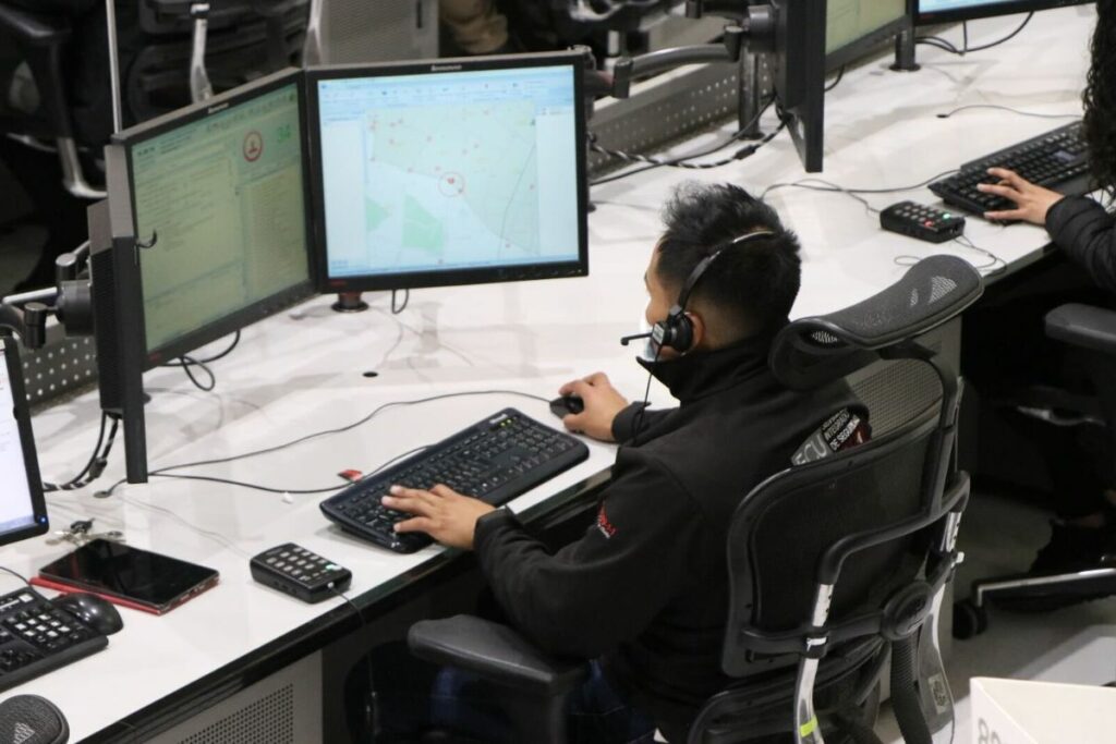 Desde la Sala Operativa del ECU911 se gestionan todas las emergencias