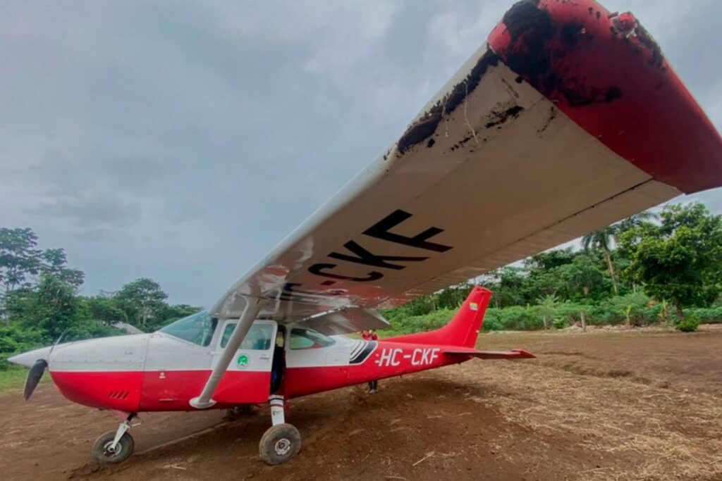 La avioneta era una Cessna con matrícula HC-CKF