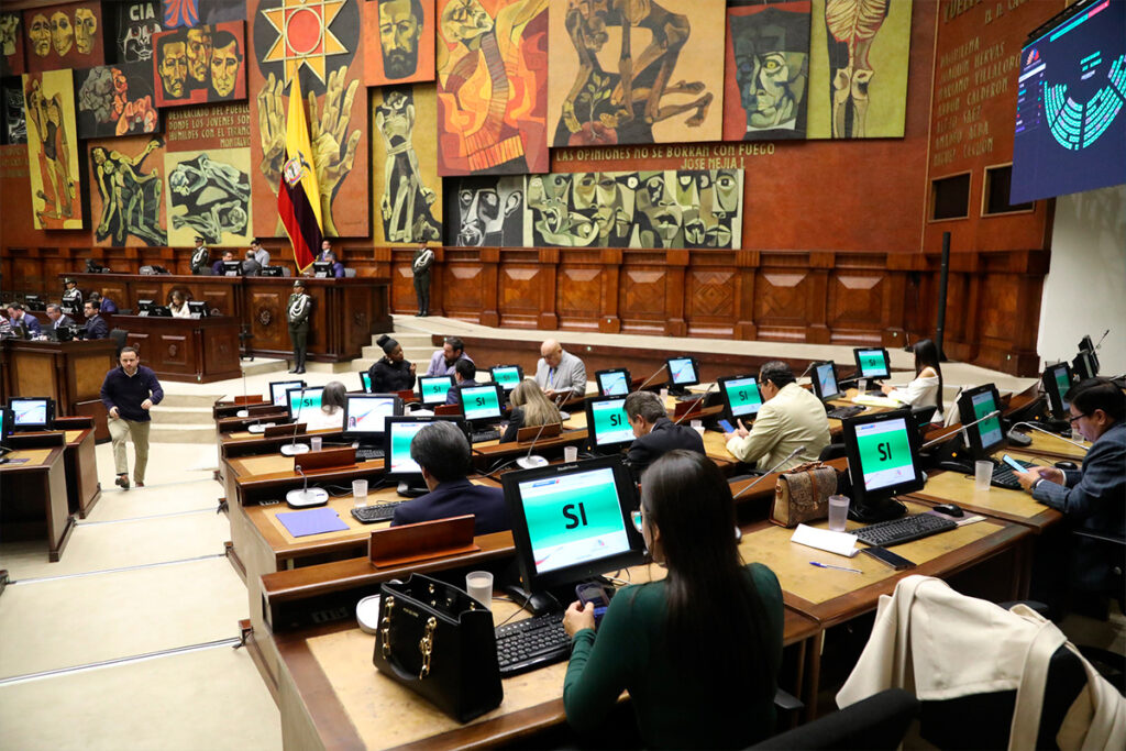 Imagen de una reunión en la Asamblea Nacional.