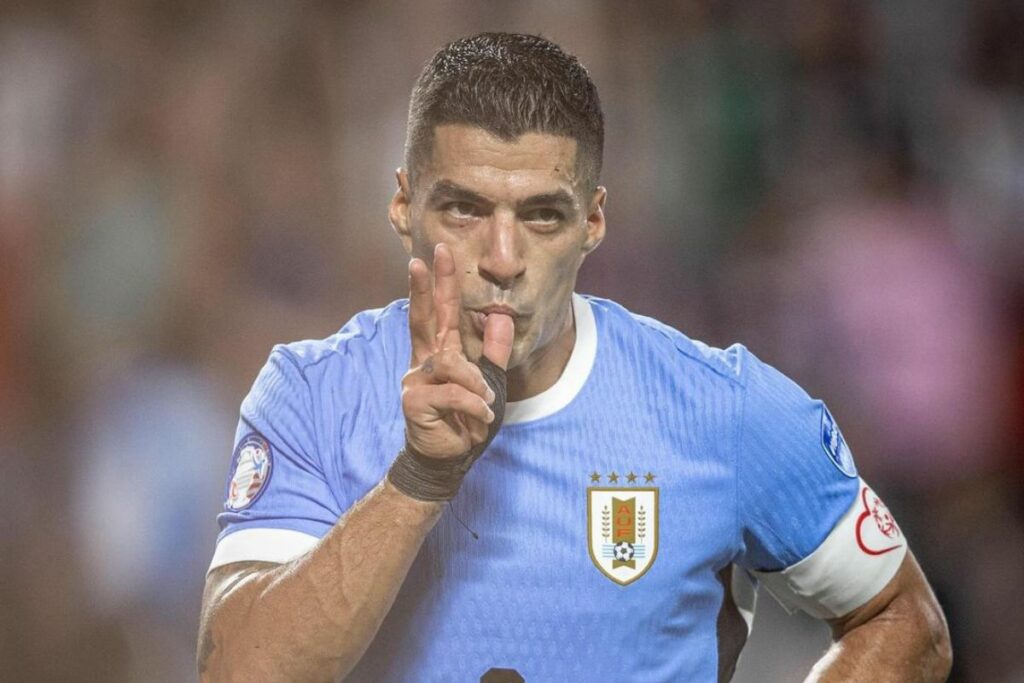 Imagen de Luis Suárez despidiéndose de la Selección de Uruguay