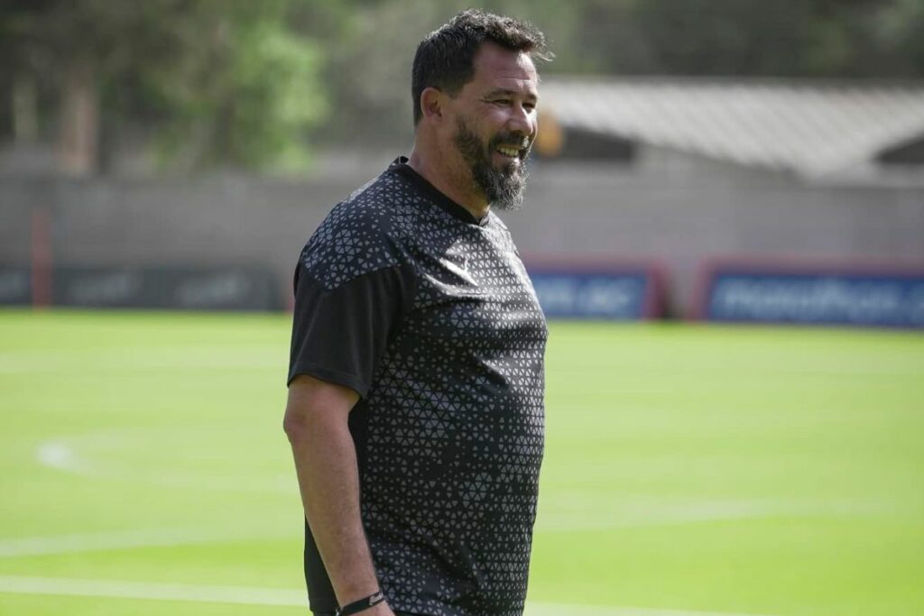 Entrenamiento de Liga de Quito con Pablo 'Vitamina' Sánchez