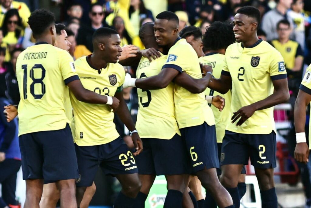 Celebración de jugadores de Ecuador en las eliminatorias sudamericanas