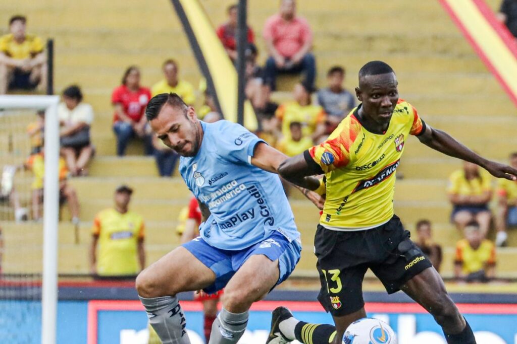 Imagen destacada del partido Barcelona SC vs. Macará en la Liga Pro