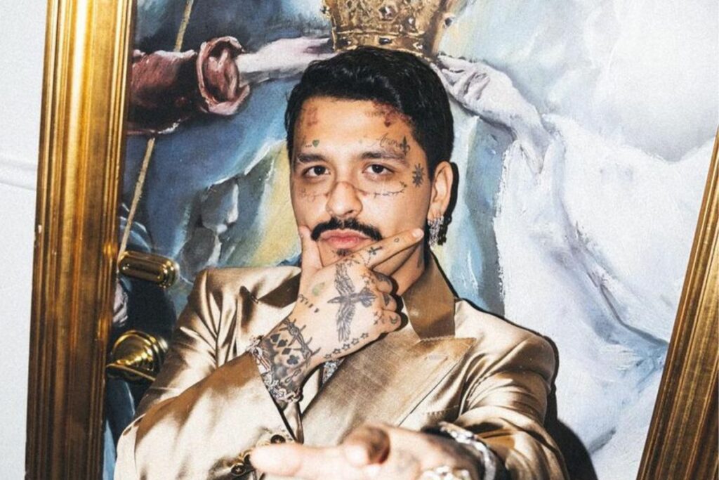 Imágen de Christian Nodal y su hija