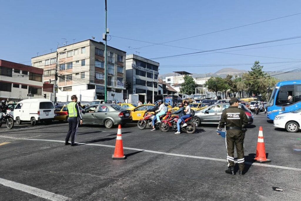 Colisión en una avenida de la ciudad