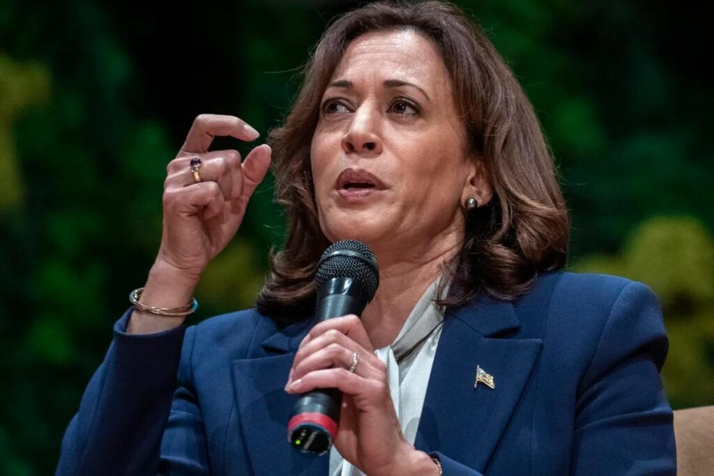 Fotografía de Kamala Harris en un archivo