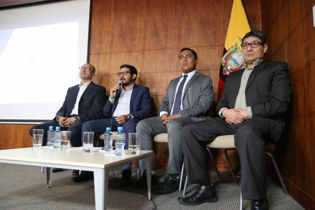 Imagen representativa de la colaboración entre el Gobierno y empresas privadas en la distribución de energía. Foto cortesía.