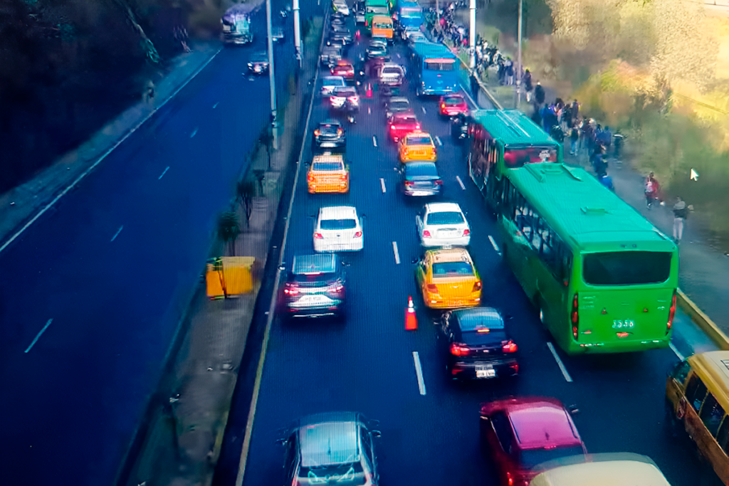 Tráfico afectado en intersección de la ciudad