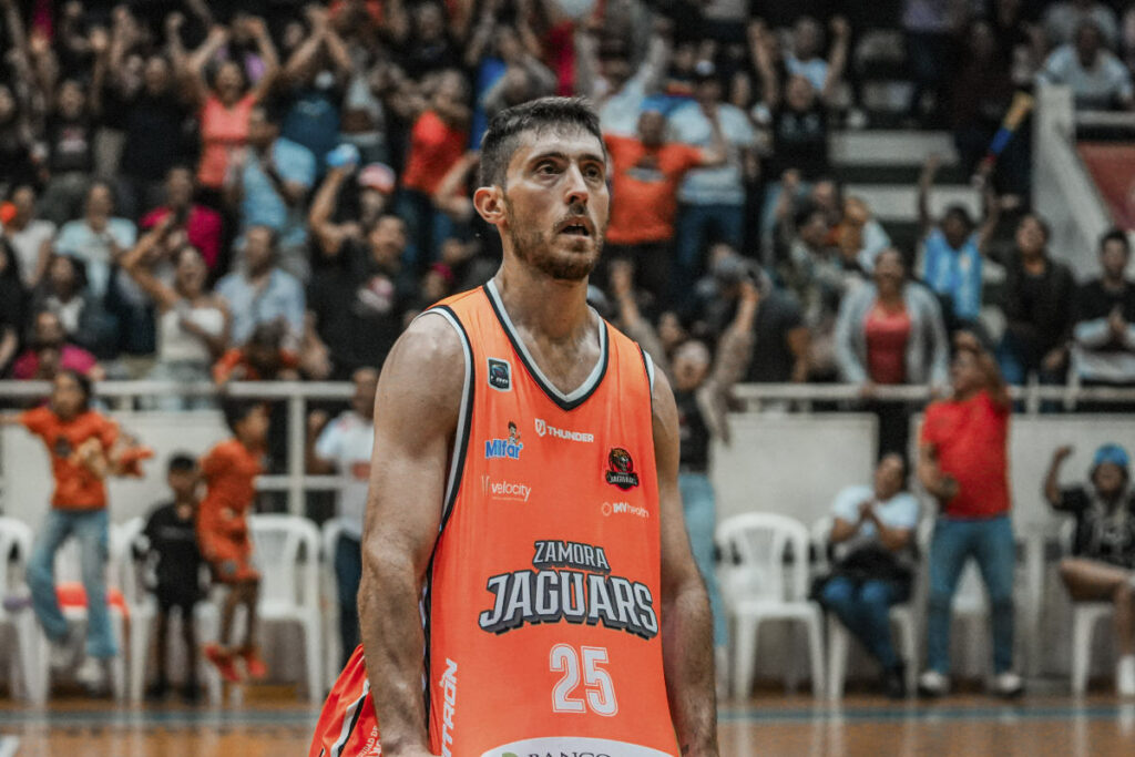 Facundo Borsellino es uno de los talentosos jugadores argentinos que forman parte de Zamora Jaguars.